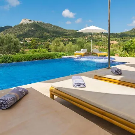 Villa S'albarcoquer *