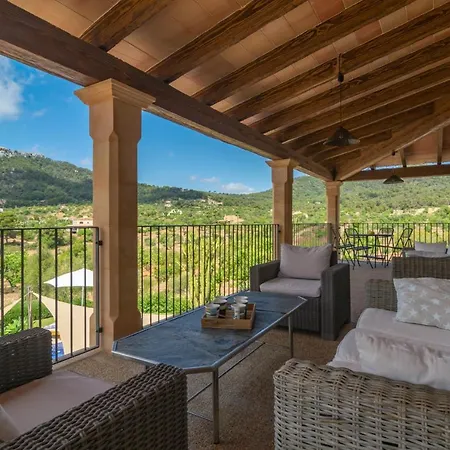 Villa S'albarcoquer *