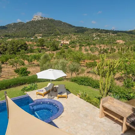 Villa S'albarcoquer *